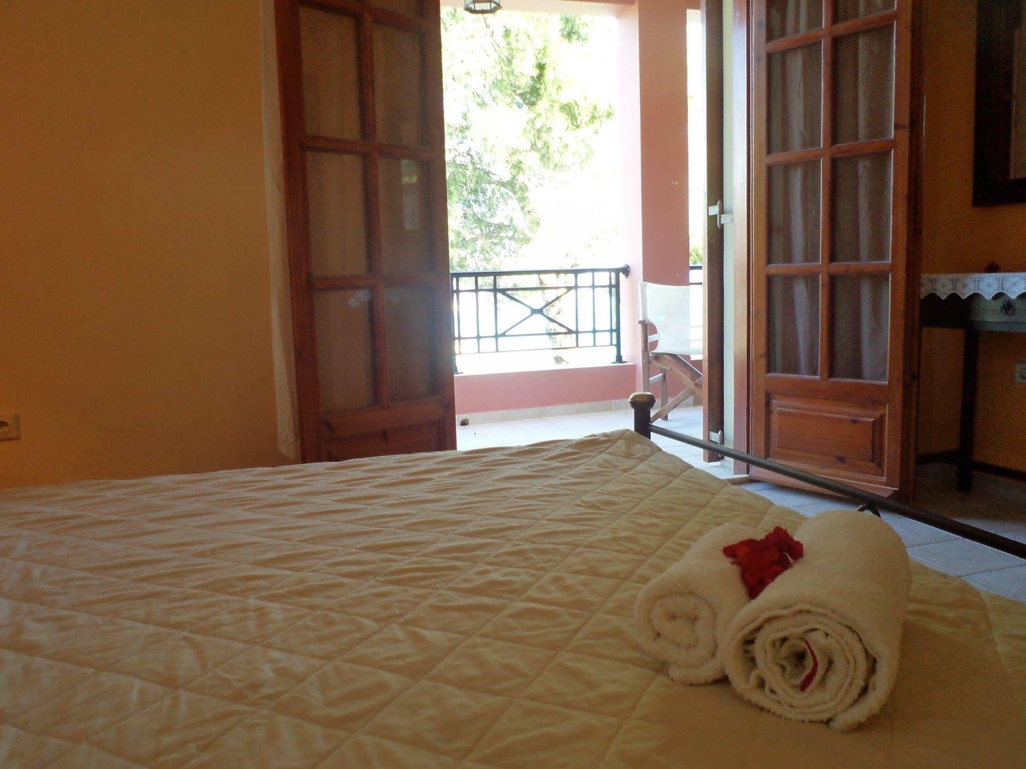 Villa Eora Keri Esterno foto